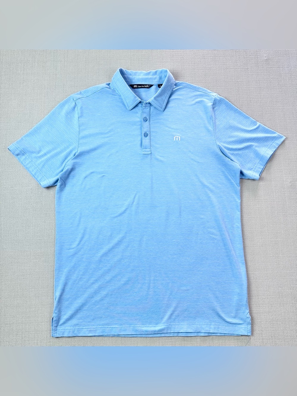 Travis Mathew mens knit polo shirt Large